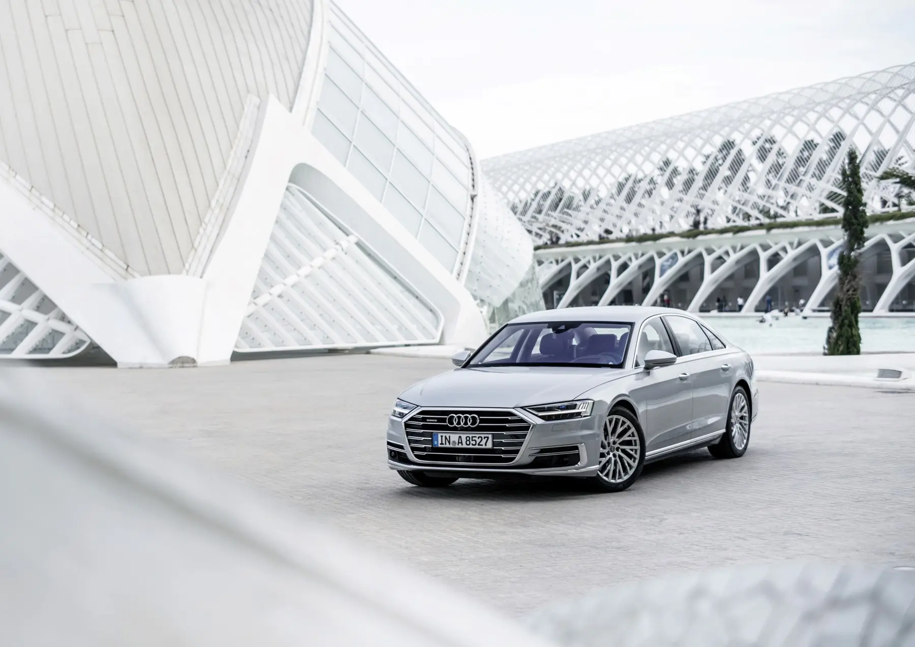 Audi A8: Δείχνει το δρόμο στην πολυτελή κατηγορία της αγοράς