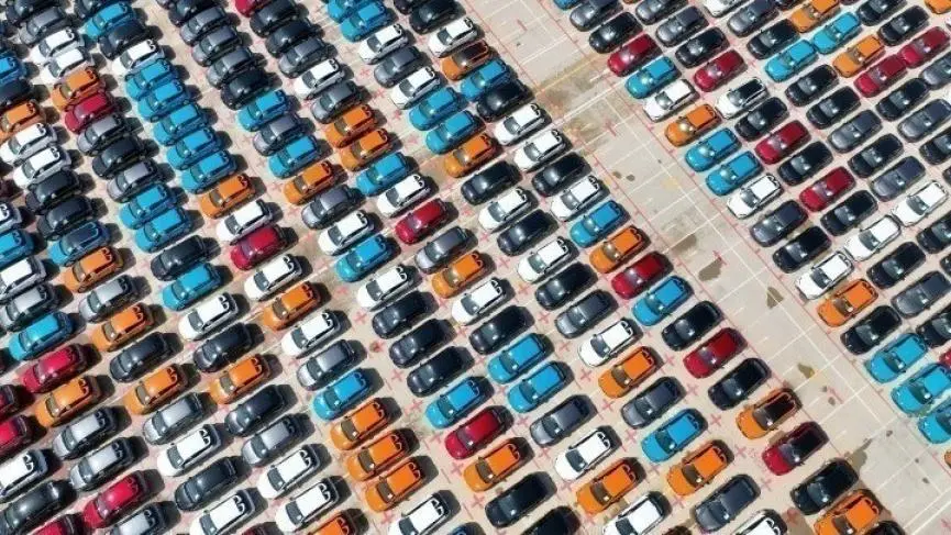 Renault: Οι ευρωπαϊκοί κανονισμοί για τη μείωση εκπομπών προκαλούν «περιττή πίεση»
