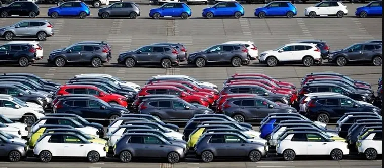 Ανάκαμψη για την ευρωπαϊκή αυτοκινητοβιομηχανία με ώθηση από υβριδικά και EVs