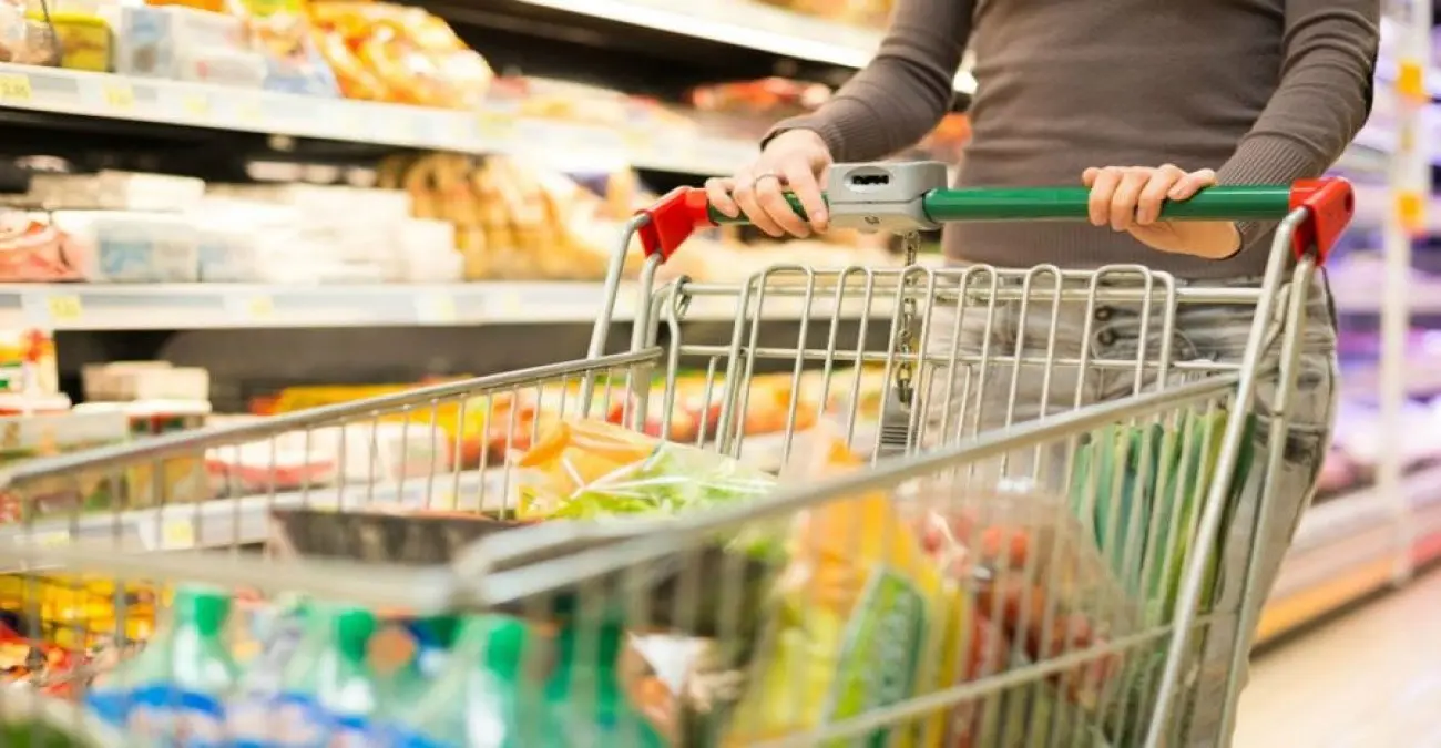 Ξεκινά σήμερα η εφαρμογή μηδενικού ΦΠΑ σε βασικά προϊόντα