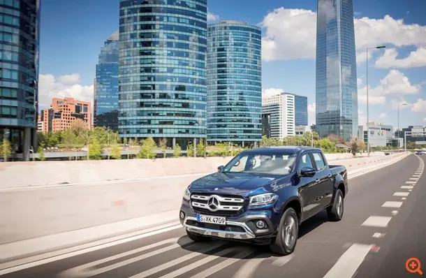 Πωλήσεις ρεκόρ για τα εμπορικά της Mercedes-Benz
