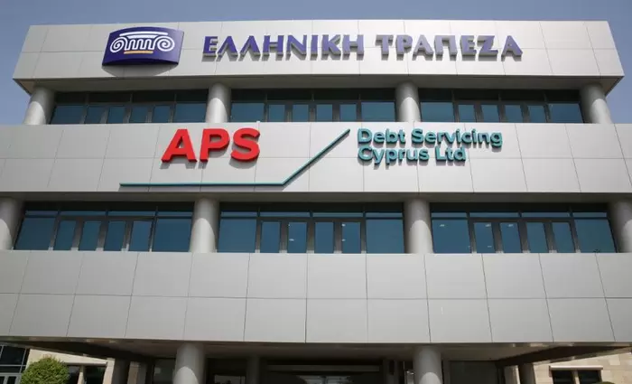 Πωλεί πακέτο μη εξυπηρετούμενων δανείων και την APS η Ελληνική