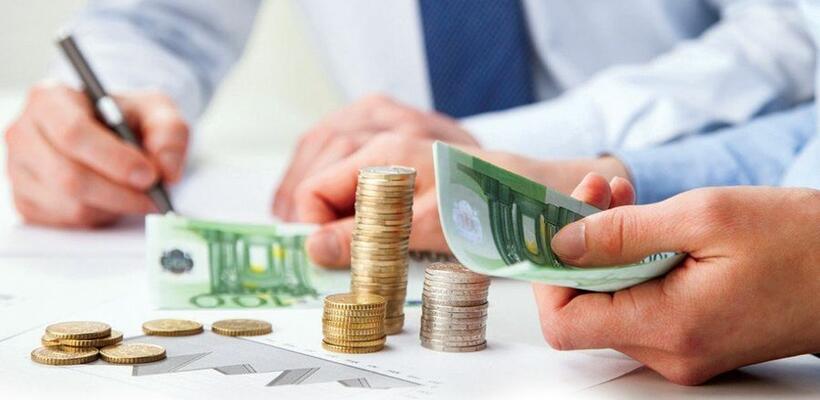 Γιατί οι τράπεζες παραμένουν επιφυλακτικές στη χορήγηση νέων δανείων