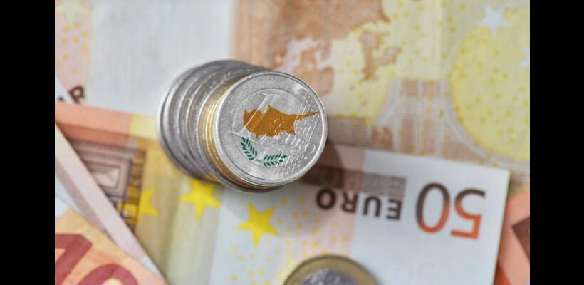 Η διαχείριση της οικονομίας δεν γίνεται με εκθέσεις ιδεών