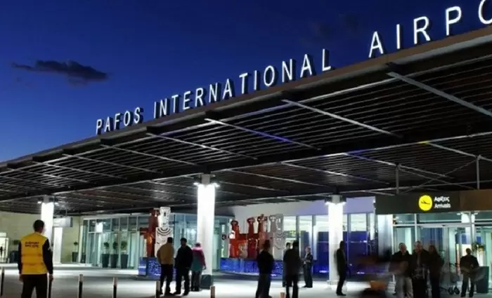 6 δρομολόγια καθημερινά από Πόλη Χρυσοχούς στο αεροδρόμιο Πάφου