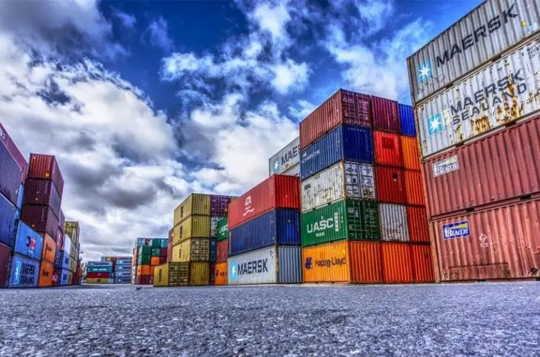 Μείωση 17,4% στο εμπορικό έλλειμμα το 9μηνο του 2024