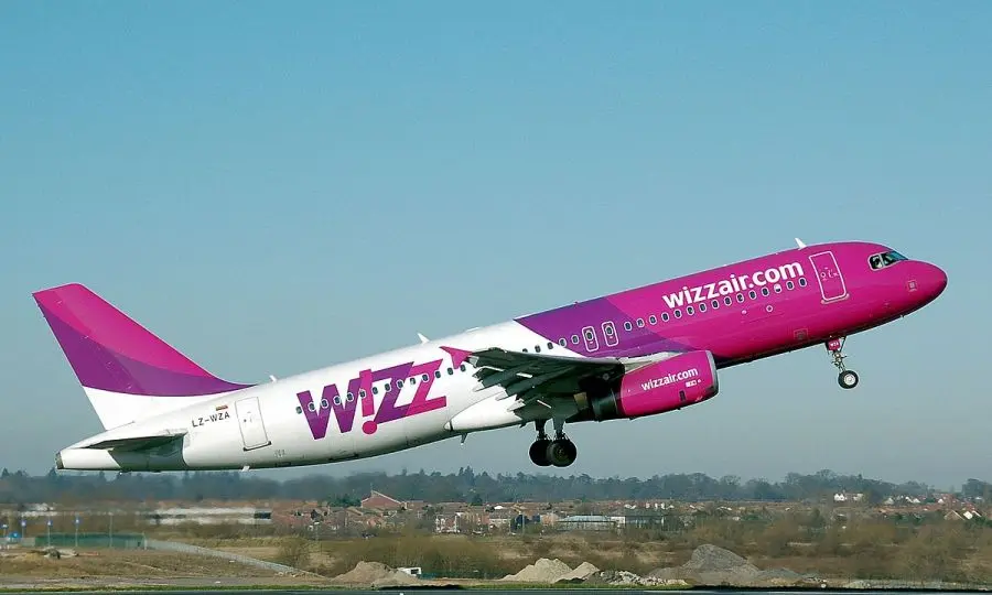 Wizz Air: Αυξάνει τον αριθμό των πτήσεων της από το αεροδρόμιο Λάρνακας