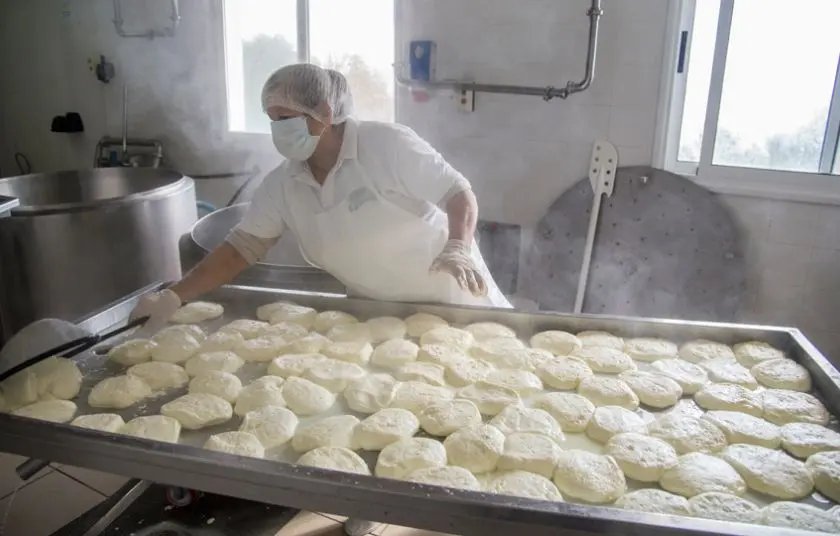 Χωρίς εκεχειρία στο χαλούμι όλα θα πάνε χαμένα προειδοποιεί το ΚΕΒΕ