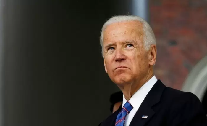 Στον πάτο η δημοτικότητα του Mπάιντεν