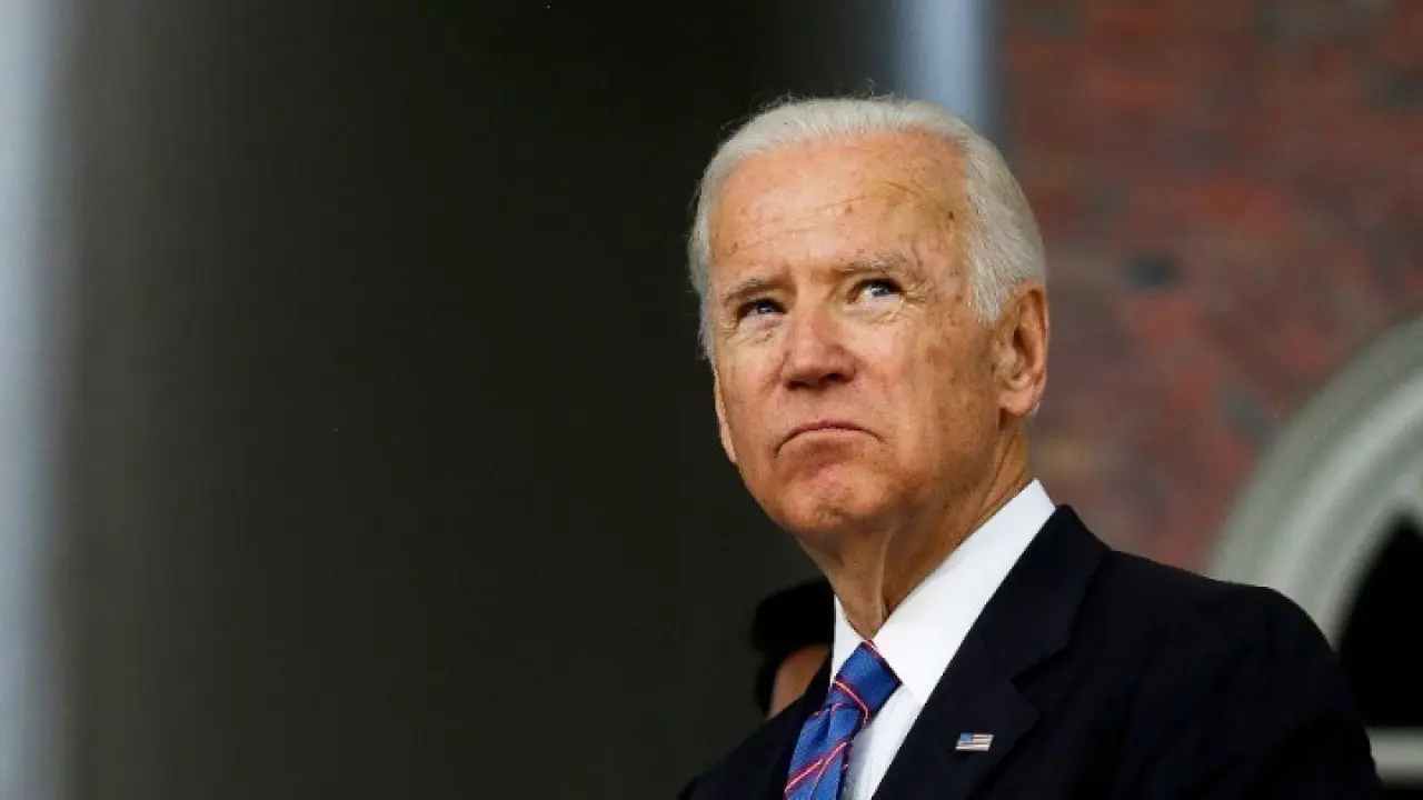 «Bidenomics»: Η οικονομική πολιτική Μπάιντεν κερδίζει έδαφος