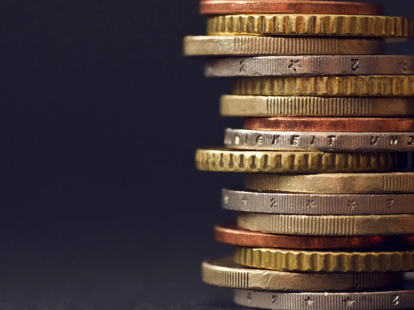 Κομισιόν: Η Κύπρος διατηρεί την δυνατότητα αποπληρωμής του χρέους της