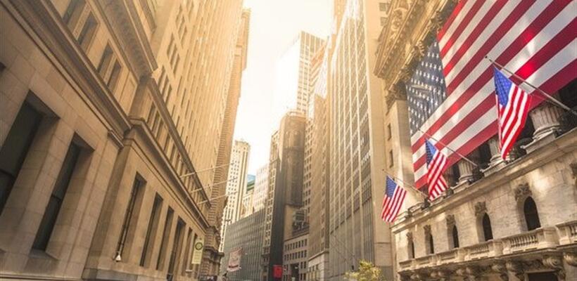 Προς φυγή καταθέσεων-μαμούθ από τις «Big Four» - Απώλειες έως και 100 δισ. δολάρια