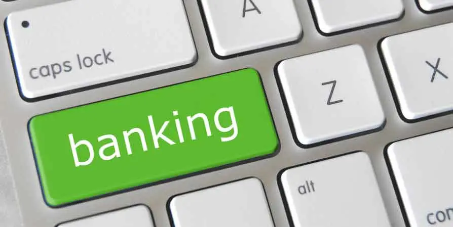 Ιρλανδία: Ετοιμάζει νόμο για τη λογοδοσία τραπεζιτών 