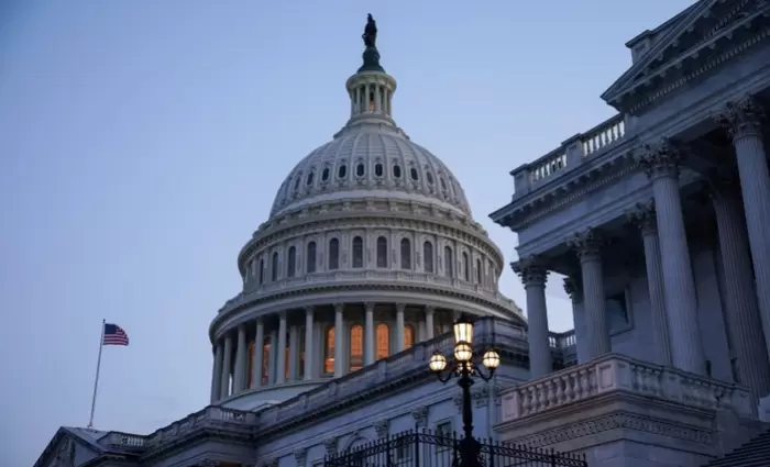 Αισιοδοξία στις αγορές μετά την έγκριση 1 τρισ. από το Κογκρέσο