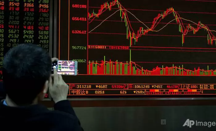 Ασία: Βυθίζονται οι μετοχές, αναδύεται ο χρυσός