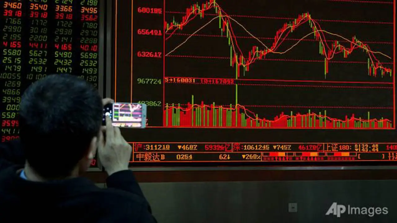 Ασία: Βυθίζονται οι μετοχές, αναδύεται ο χρυσός