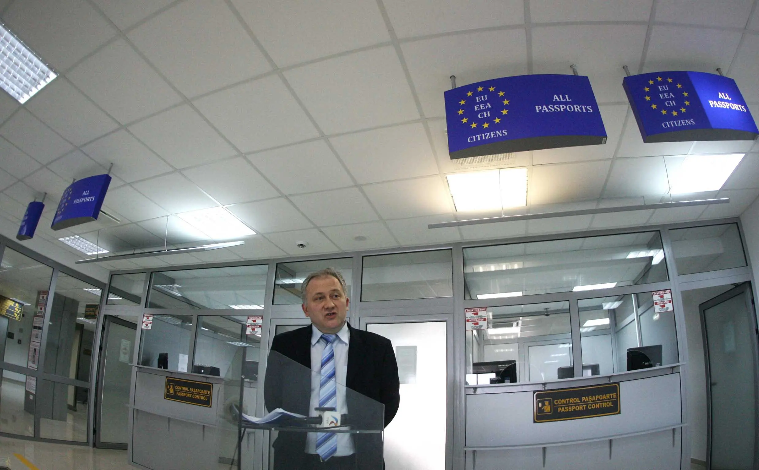 Χωρίς visa οι Βρετανοί στο Σέγκεν για ταξίδια 180 ημερών μετά το Brexit