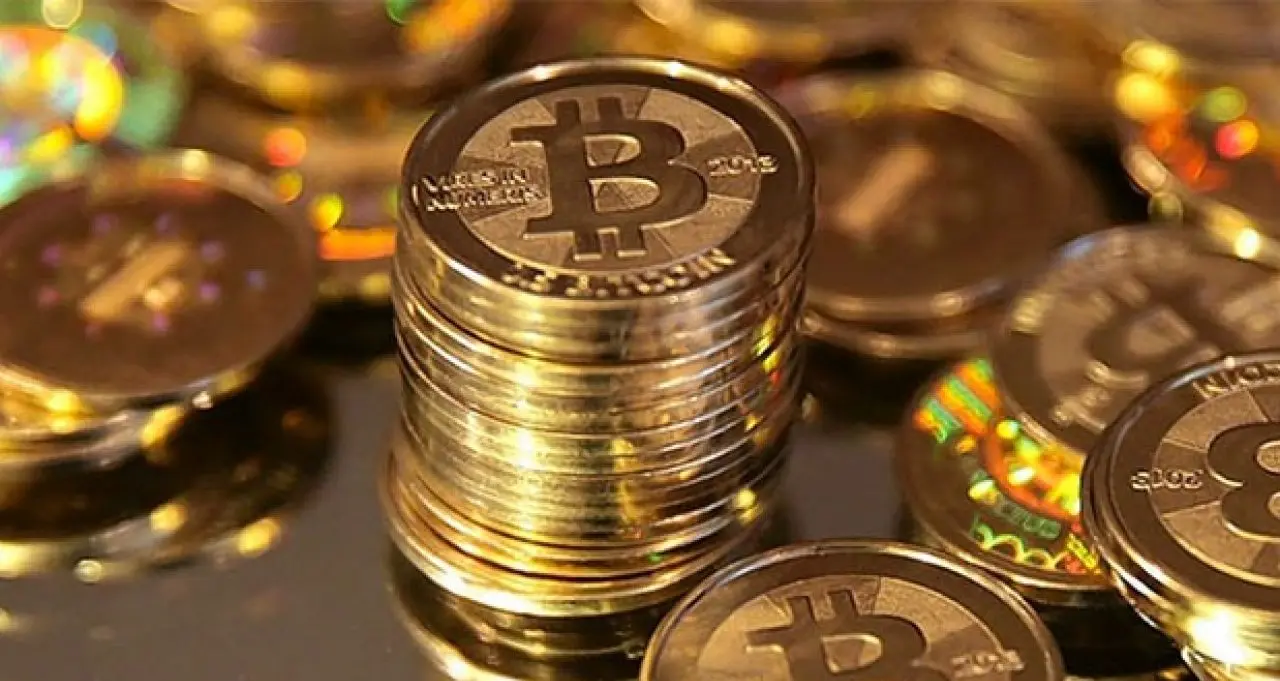 Η πρώτη εταιρεία που μοιράζει μερίσματα σε bitcoin