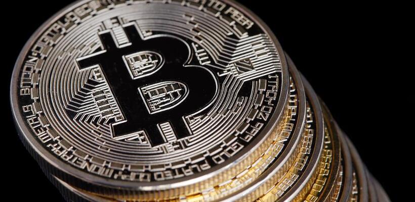 Γιατί κατρακυλάει πάλι το Bitcoin;