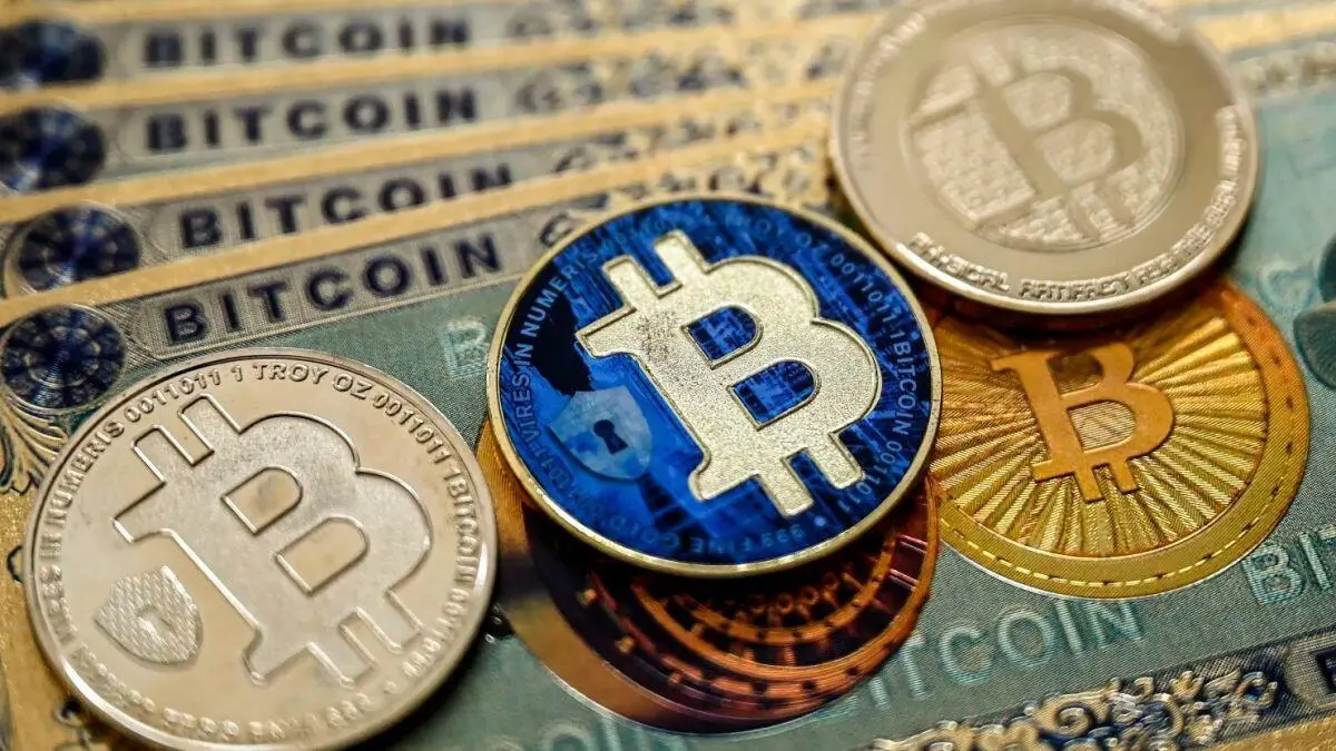 Bitcoin: Το ορόσημο των 100.000$ - 13 ειδικοί αναλύουν το φαινόμενο