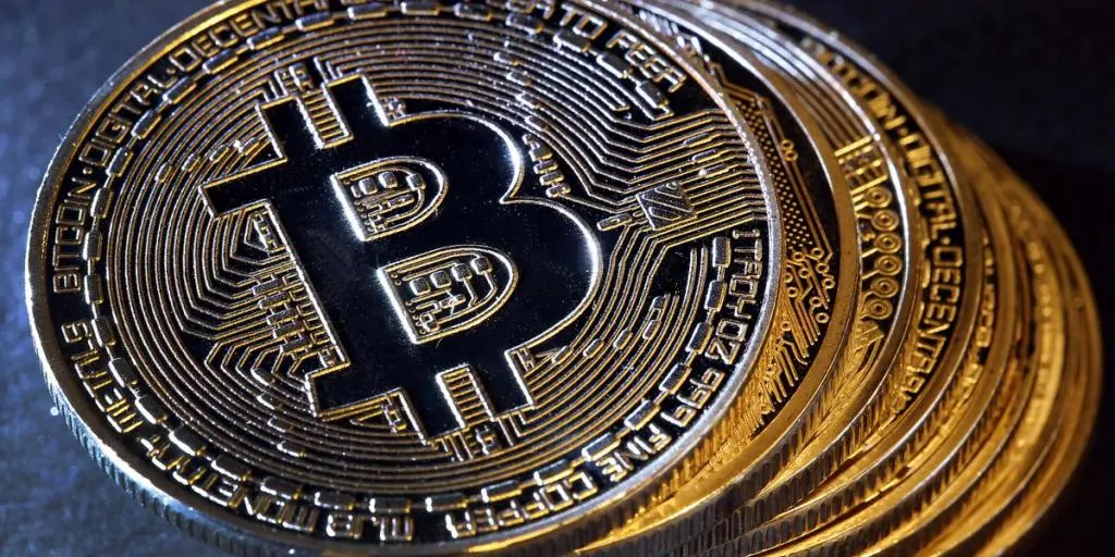 Νέο ράλι bitcoin - Mία ανάσα από τις $60.000