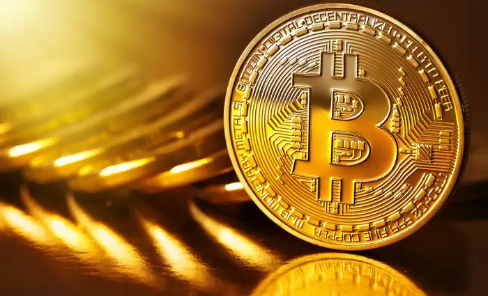 Έσπασε (και) το φράγμα των $7.000 το Bitcoin