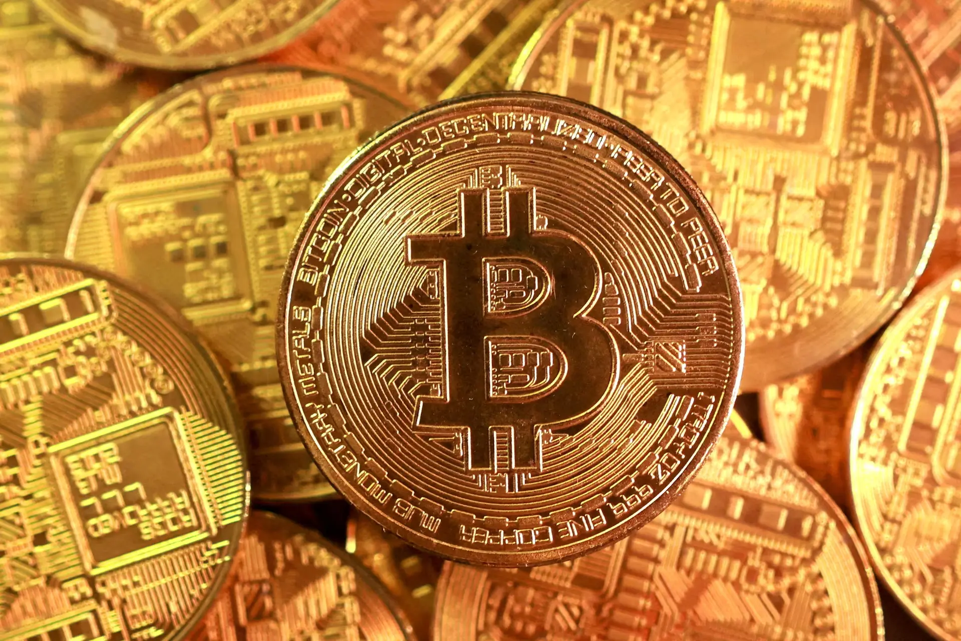 Bitcoin: Πόσο αλλάζει την αγορά η είσοδος θεσμικών επενδυτών και ποιους κινδύνους δημιουργεί η τεχνολογία