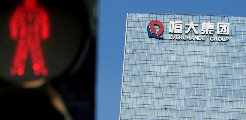 Με ηλεκτρικά οχήματα προσπαθεί να ξεφύγει από το κραχ η Evergrande