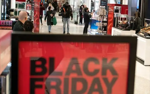 Παραπλάνηση στις τιμές και ανεπάρκεια στοκ στο Black Friday