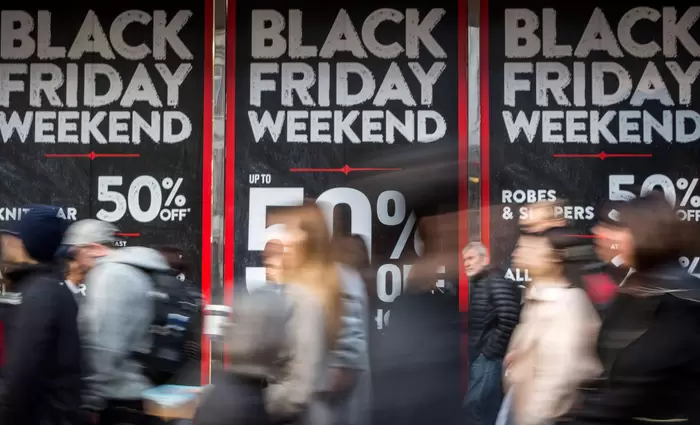 Black Friday: Οι χάκερ καραδοκούν με δικές τους «προσφορές» – Τι να προσέξετε
