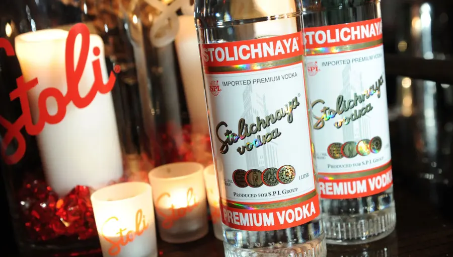 Στην αντεπίθεση περνάει ο όμιλος Stoli μετά την αγωγή του πρώην διανομέα