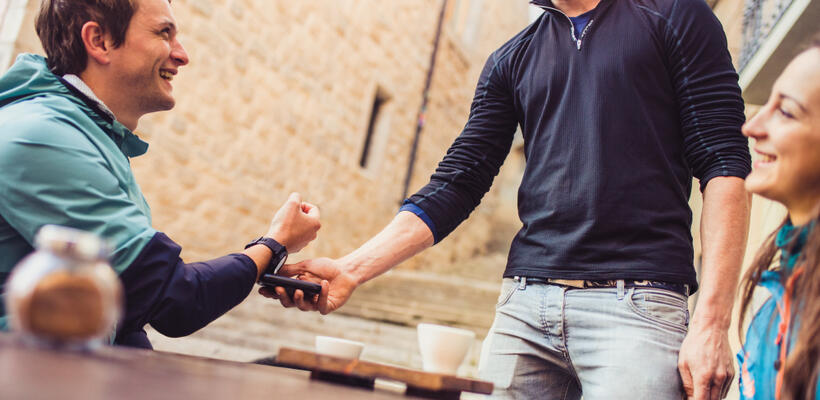 Η Τράπεζα Κύπρου λανσάρει νέο smartwatch για ανέπαφες συναλλαγές