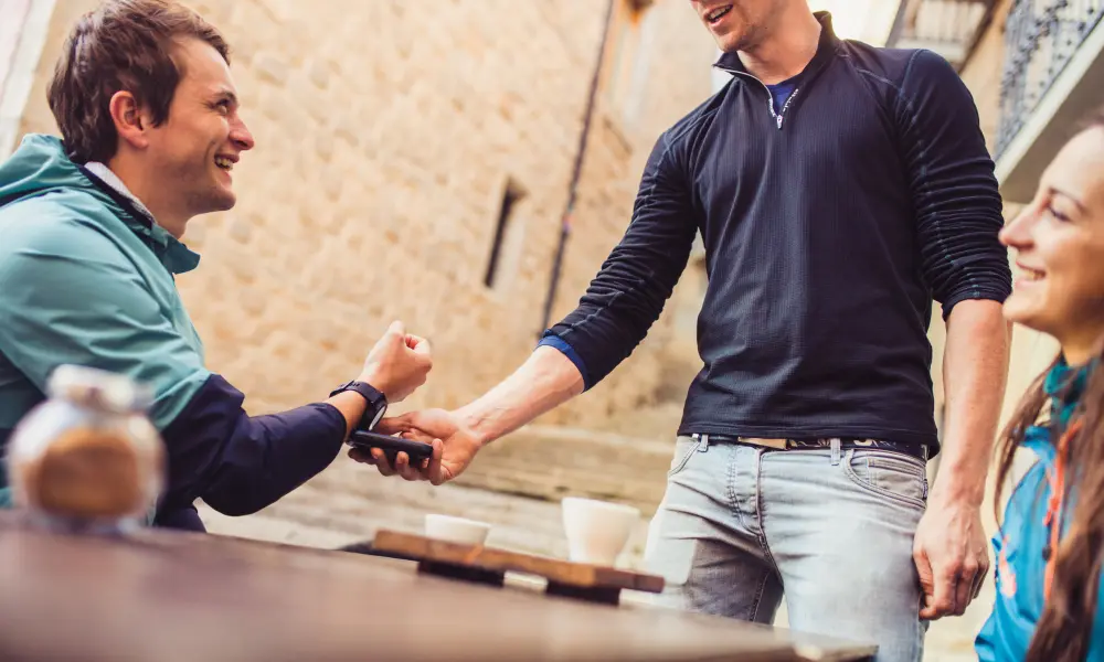 Η Τράπεζα Κύπρου λανσάρει νέο smartwatch για ανέπαφες συναλλαγές