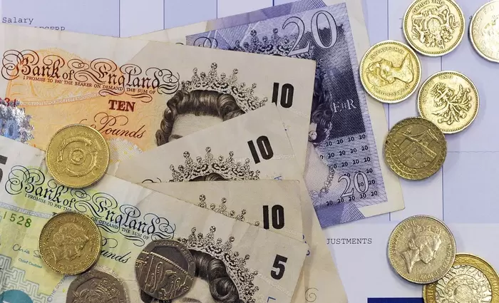 Τα απογοητευτικά οικονομικά στοιχεία αυξάνουν τις πιέσεις για μείωση των επιτοκίων της ΒοΕ (γράφημα)