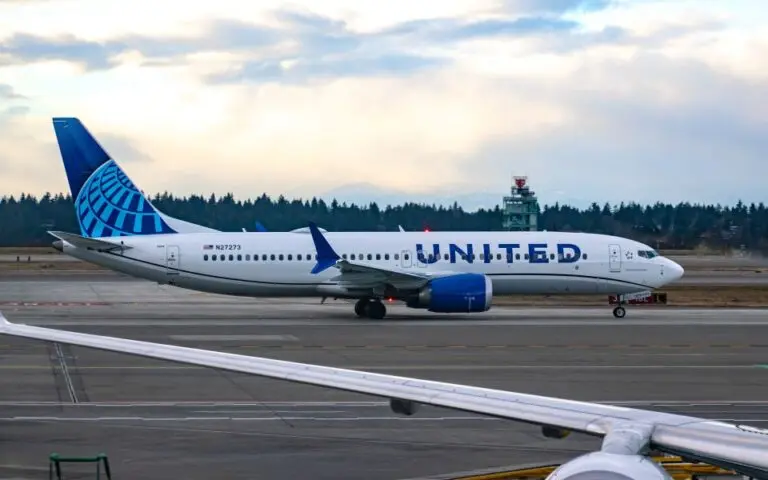 Νέα αναγκαστική προσγείωση για Boeing -Επέστρεψε λίγα λεπτά μετά την απογείωση (βίντεο)