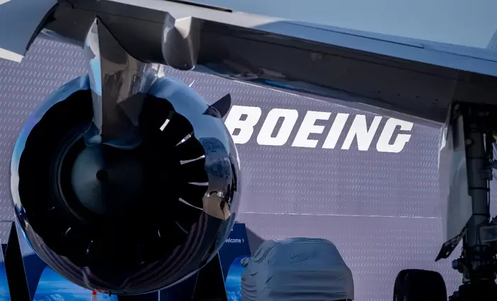 Στην έκτη εβδομάδα η απεργία των υπαλλήλων στη Boeing Defence