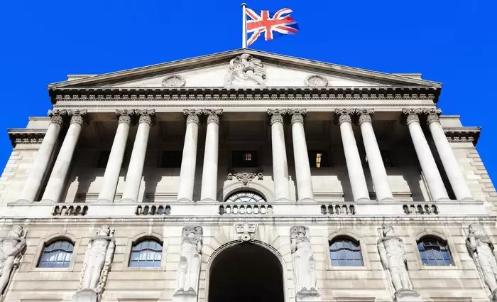 Διατήρησαν σταθερά τα επιτόκιά τους οι τράπεζες της Αγγλίας