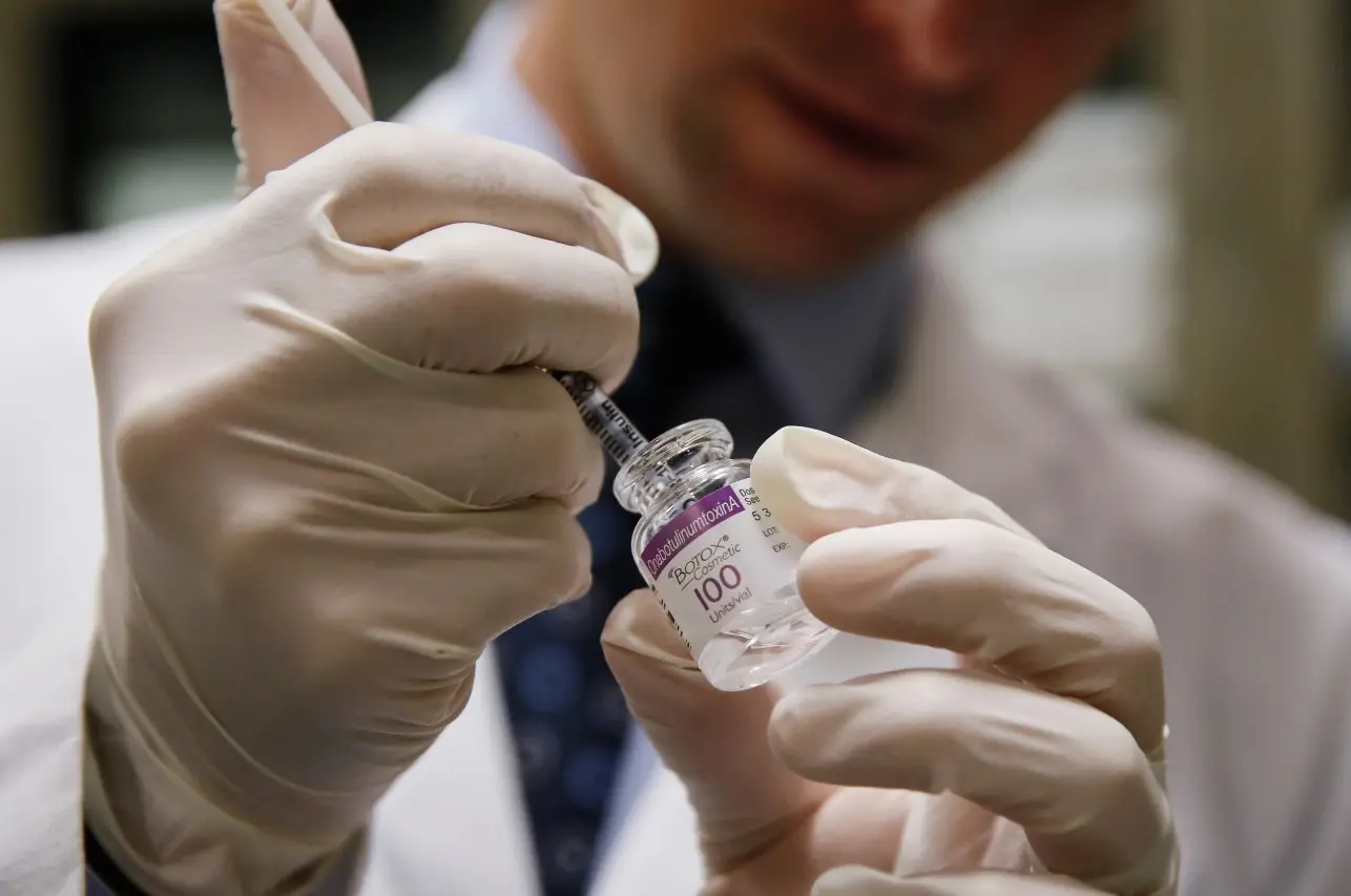 Χρονιά ρεκόρ για botox και υαλουρονικό - Πόσα δισ. δαπανήθηκαν το 2024