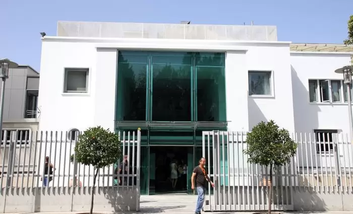 Τι προσόντα απαιτούνται και ποιος ο μισθός για τον νέο Γενικό Διευθυντή της Βουλής