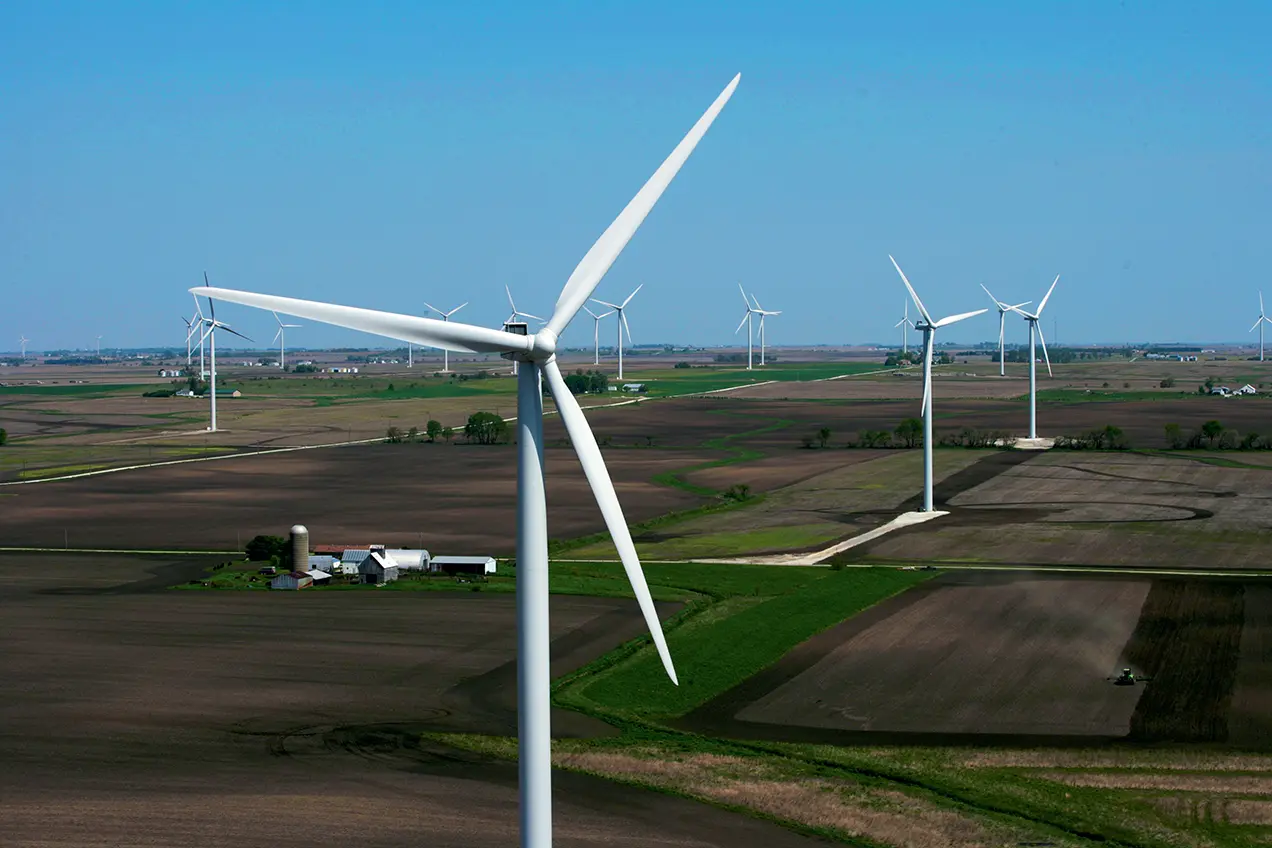 Η BP πουλά τα χερσαία αιολικά στις ΗΠΑ στη LS Power – Στροφή ξανά σε πετρέλαιο και φυσικό αέριο