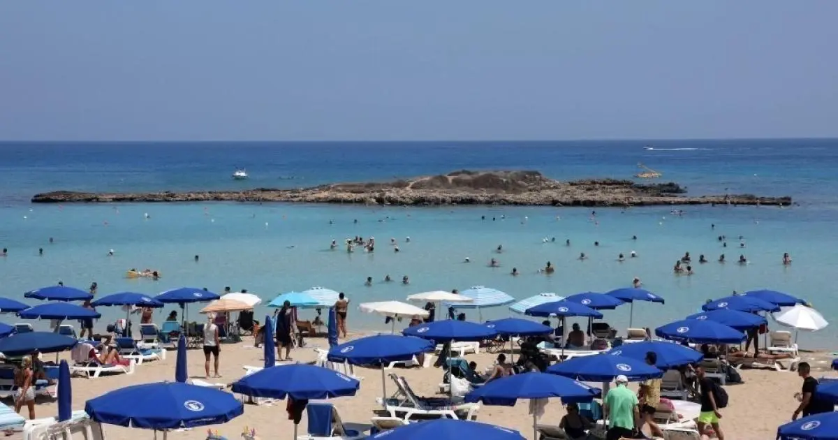 Νέες τάσεις στις διακοπές των Βρετανών, στη 10η θέση στις προτιμήσεις η Κύπρος