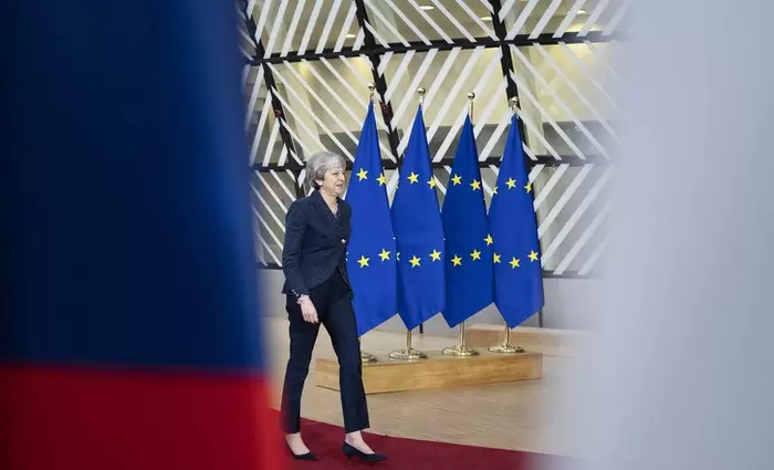 Απόψε το Λονδίνο αποφασίζει για τη διαδικασία του Brexit 