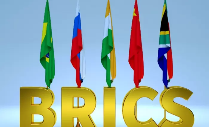 BRICS: Προβληματισμός από τους μονομερείς δασμούς του Τραμπ