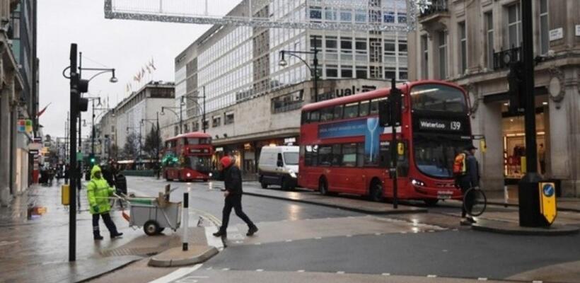 Βρετανία: Απροσδόκητη πτώση στις τιμές κατοικιών - Φόβοι για νέες φορολογικές αυξήσεις