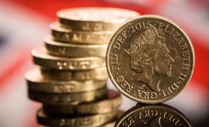 Τεράστιο άλμα για τη στερλίνα