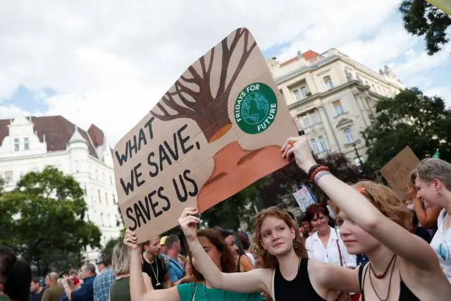 Να μη γίνουν καυσόξυλα τα δάση λόγω ενεργειακής κρίσης - Αντιδρούν οι Ούγγροι