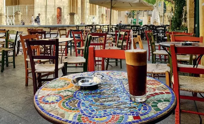 Μειώνουν και οι καφετέριες την τιμή του καφέ λόγω του 0% ΦΠΑ;