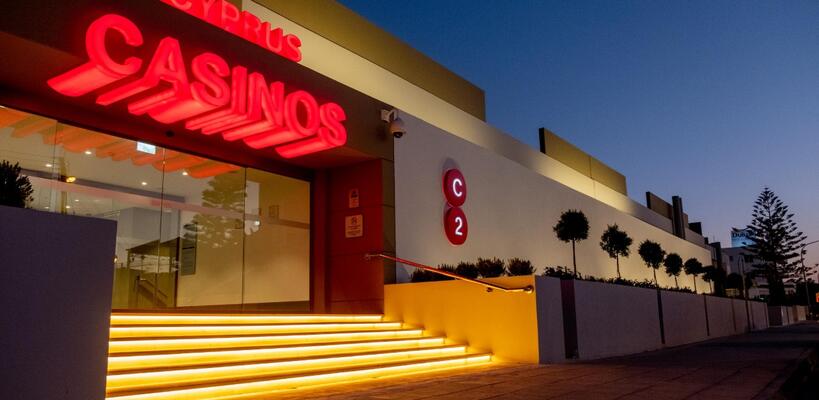 Χριστούγεννα με Swarovski στα καζίνο της Κύπρου