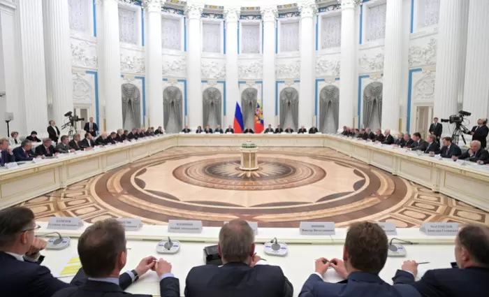 Η G7 συγκροτεί ειδική ομάδα για κατασχέσεις περιουσιών της ρωσικής ελίτ