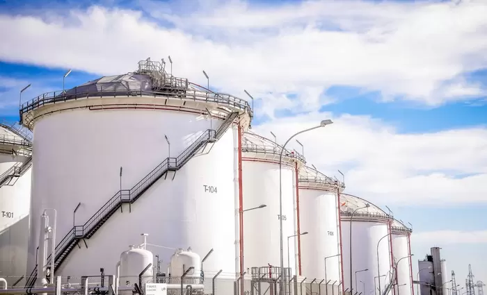 Λακκοτρύπης: Χρονοδιαγράμματα μετακίνησης εγκαταστάσεων πετρελαιοειδών από τη Λάρνακα